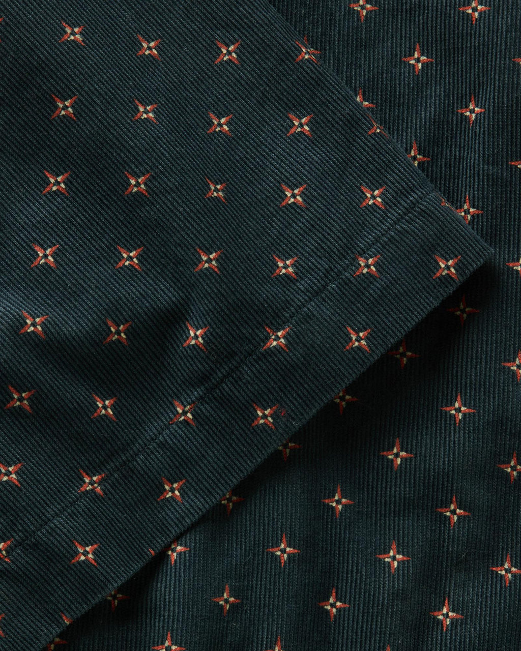The Conrad Shirt in Navy Pigeon Foulard Pincord
